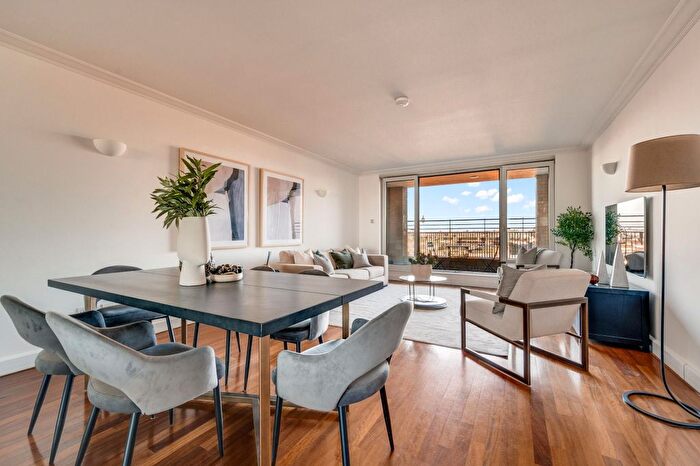 3 Bedroom Flat For Sale In Cromwell Road, SW7