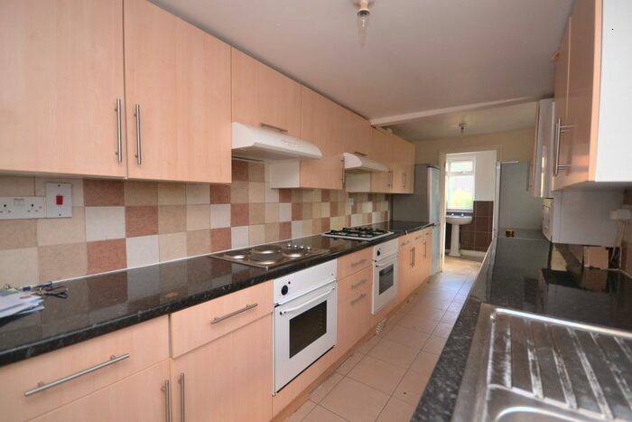 1 Bedroom Terraced House To Rent In Victoria Street, Reading RG1