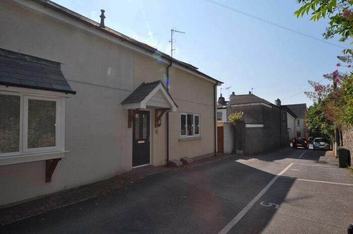 1 Bedroom Flat To Rent In Heather Mews, Ivybridge, PL21