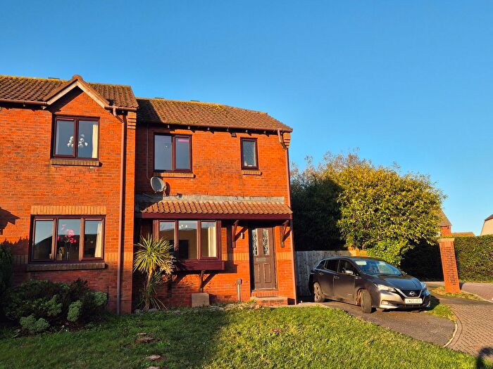 3 Bedroom Semi-Detached House To Rent In Kerria Close, Paignton, TQ3