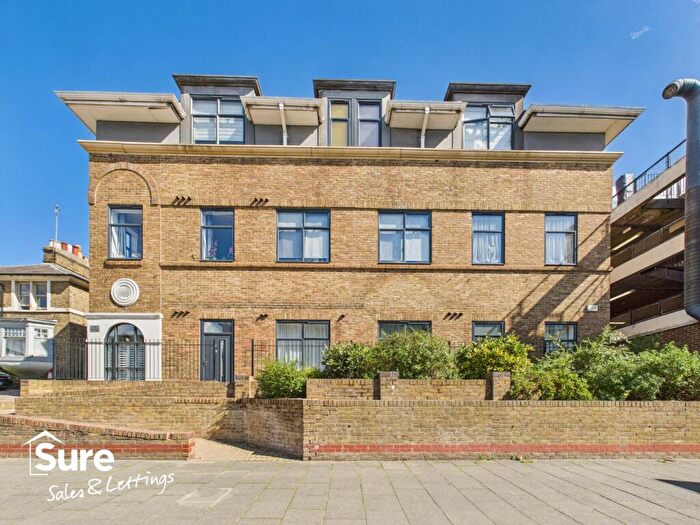 1 Bedroom Flat To Rent In The Exchange, Marlowes, Hemel Hempstead, Hertfordshire, HP1