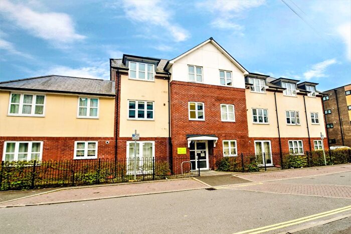 2 Bedroom Flat To Rent In Parkville Road, Southampton, Hampshire, SO16