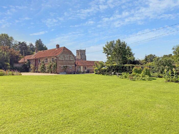 6 Bedroom Link Detached House For Sale In Upper Street, Child Okeford, Blandford Forum, DT11