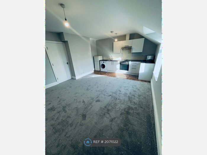 1 Bedroom Flat To Rent In New Market Street, Buxton, SK17