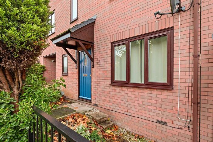 1 Bedroom Flat To Rent In New Walls, Totterdown, Bristol, BS4