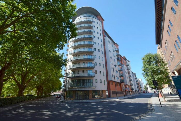2 Bedroom Flat To Rent In Oceana Boulevard, Briton Street, Southampton, SO14