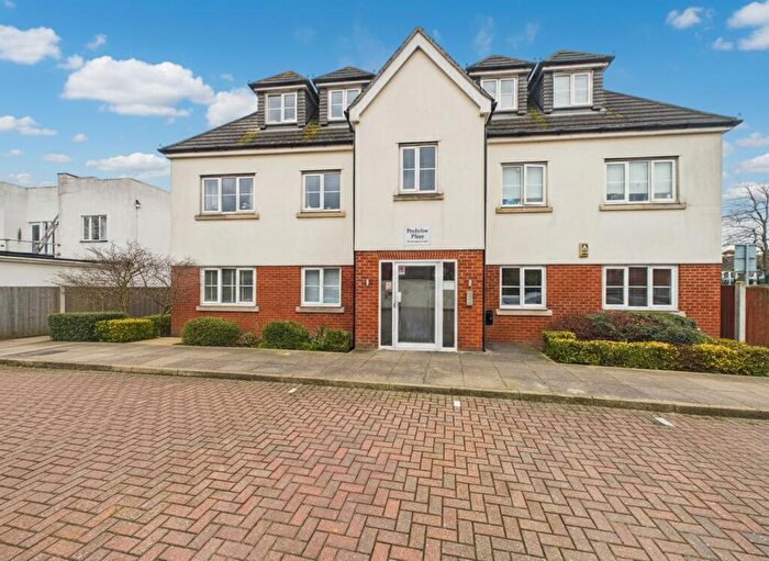 1 Bedroom Flat To Rent In Parkview Place, Corringham Road, Stanford Le Hope, Essex, SS17