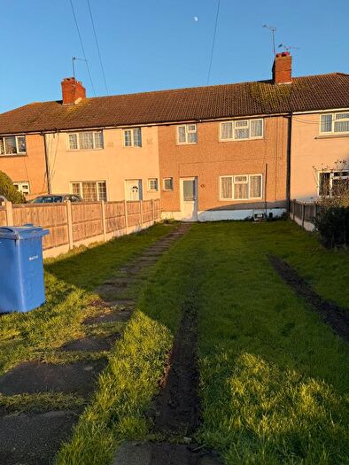 3 Bedroom Terraced House To Rent In Kelvin Road, Tilbury, RM18