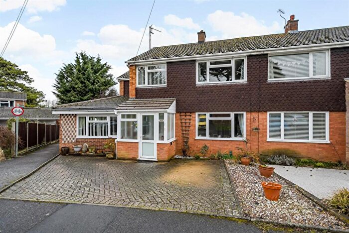 4 Bedroom Semi-Detached House For Sale In Towns End Road, Sharnbrook, Bedford, MK44