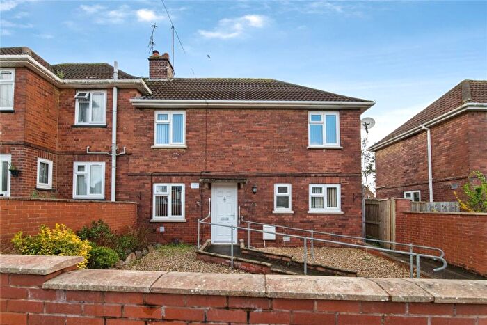 3 Bedroom Semi Detached House For Sale In Beacon Lane, Exeter, Devon, EX4