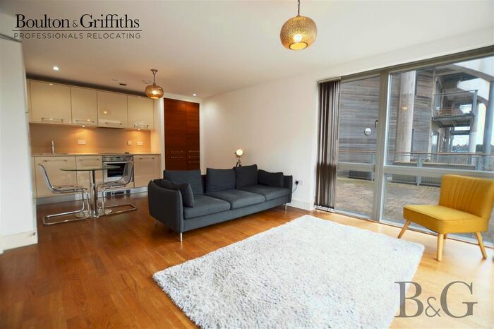 2 Bedroom Flat To Rent In Altair House, Celestia, Falcon Drive, Cardiff Bay, CF10