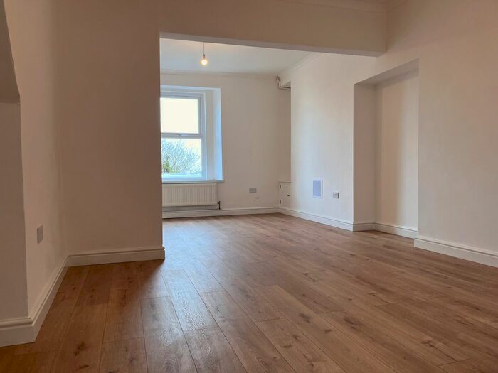 2 Bedroom Property To Rent In Trewyddfa Road, Morriston, Swansea, SA6