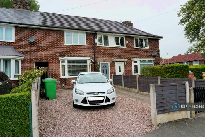 3 Bedroom Terraced House To Rent In Royal Oak Road, Manchester, M23