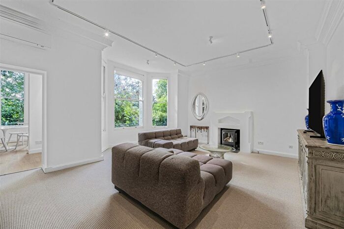 2 Bedroom Flat To Rent In Ellerdale Road, Hampstead, NW3