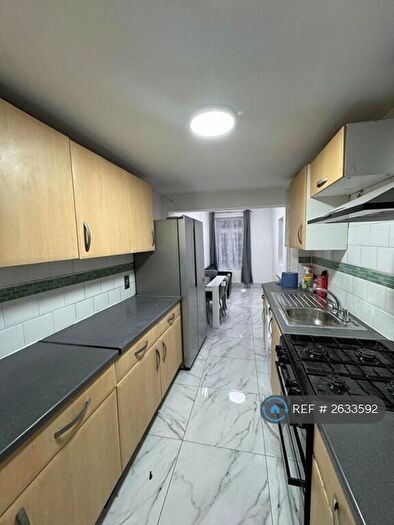 2 Bedroom Flat To Rent In Grange Road, London, E13