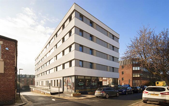 1 Bedroom Apartment To Rent In Jesmond Apartments, Newcastle Upon Tyne, NE2