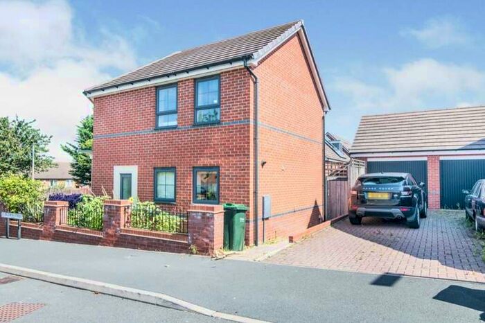 3 Bedroom Semi-Detached House To Rent In Baldwin Street, Smethwick, B66