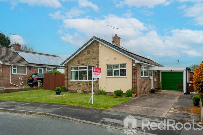 2 Bedroom Detached Bungalow For Sale In Valley Avenue, South Elmsall, Pontefract, West Yorkshire, WF9