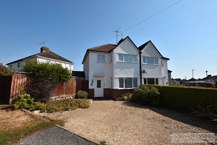 3 Bedroom Semi Detached House For Sale In Drift Avenue, Stamford, PE9