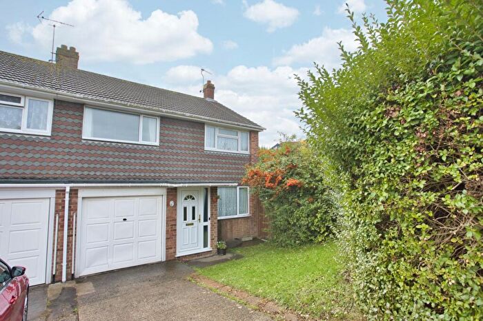 3 Bedroom Semi-Detached House For Sale In Lister Close, Deal, Kent, CT14
