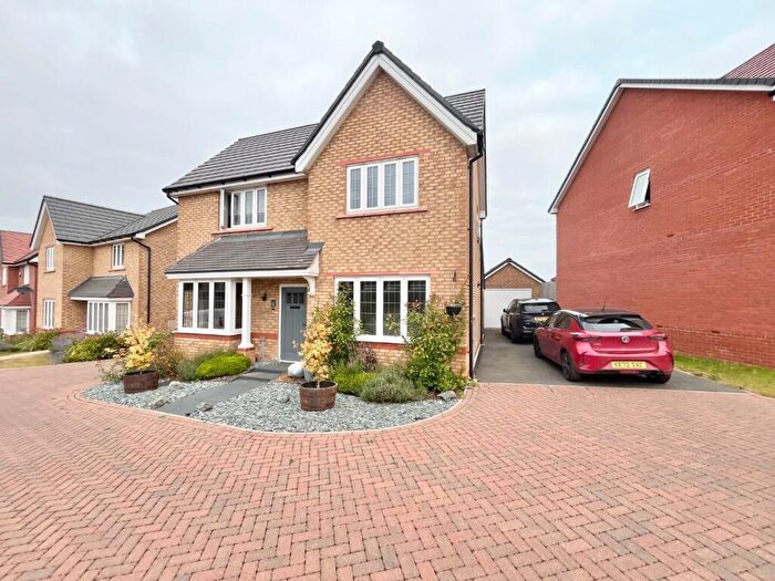 4 Bedroom Detached House For Sale In Tarry Way, Boughton, Northampton, NN2