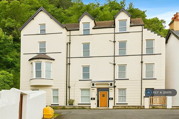 1 Bedroom Flat To Rent In Llwynon Gardens, Llandudno, LL30