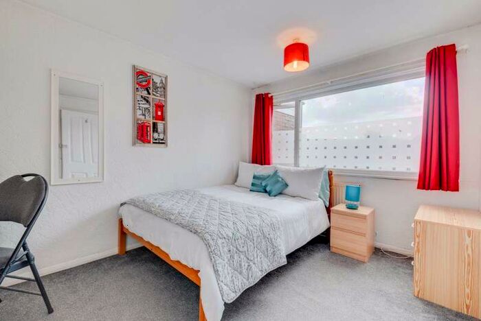 4 Bedroom House To Rent In Suffolk Road, Canterbury, CT1