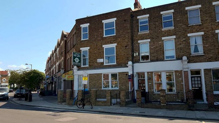 2 Bedroom Flat To Rent In Albion Road, Stoke Newington, N16