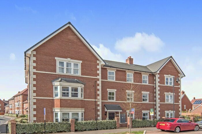 2 Bedroom Flat To Rent In Martell Drive, Kempston, Bedford, MK42