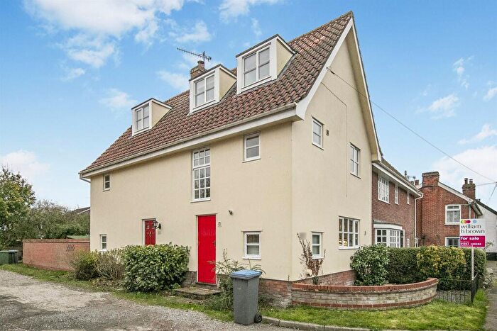 4 Bedroom Semi-Detached House For Sale In High Street, Wickham Market, Woodbridge, IP13