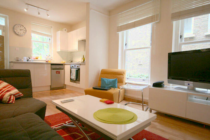 2 Bedroom Flat To Rent In Cathcart Hill, Dartmouth Park Hill, N19