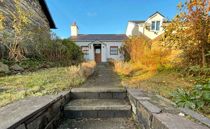 2 Bedroom Detached House For Sale In Nantlle Road, Talysarn, Caernarfon, Gwynedd, LL54