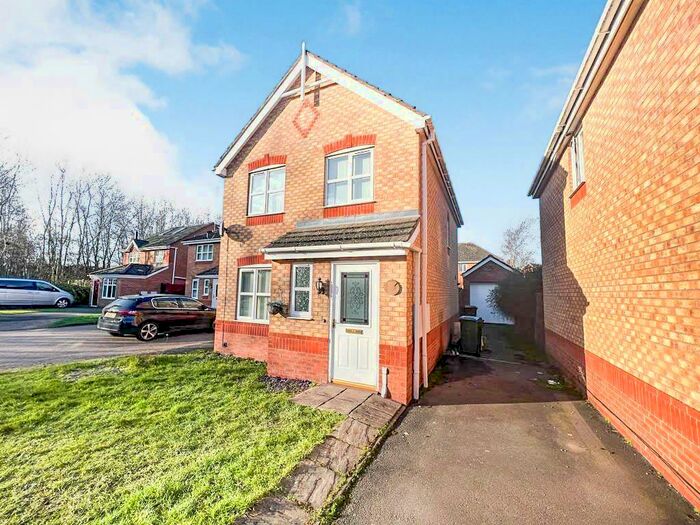 3 Bedroom Detached House To Rent In Oatlands Close, Holbrooks, Coventry, CV6