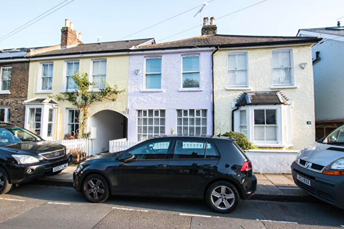 2 Bedroom Terraced House To Rent In Archway Street, London, SW13