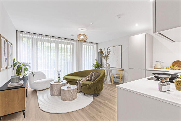 1 Bedroom Apartment For Sale In Faraday House, Old Electricity Works, Campfield Road, St Albans, AL1