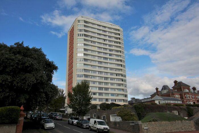 1 Bedroom Flat For Sale In Bolsover Road, Eastbourne, BN20
