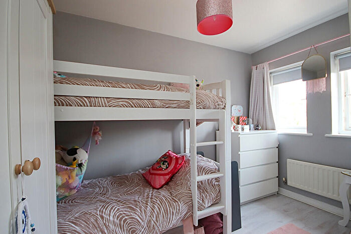 2 Bedroom Terraced House For Sale In Holders Close, Billingshurst, RH14