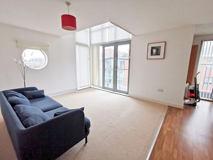 3 Bedroom Flat To Rent In Cameronian Square, Worsdell Drive, Ochre Yards, Gateshead, NE8