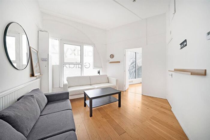 1 Bedroom Flat To Rent In Great Eastern Street, London, EC2A