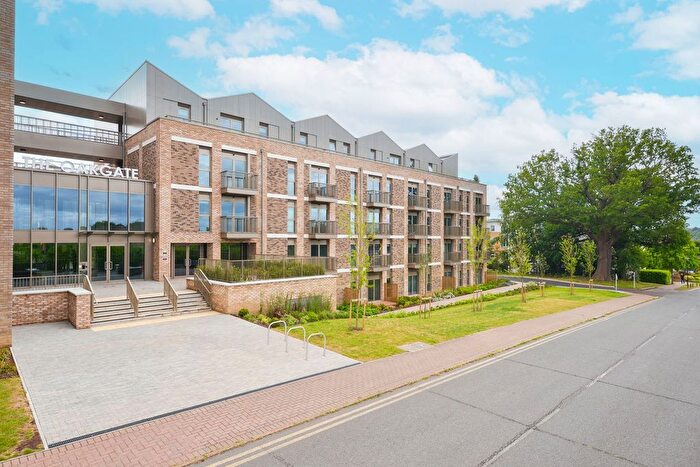 1 Bedroom Flat To Rent In Randalls Way, Leatherhead, Surrey, KT22