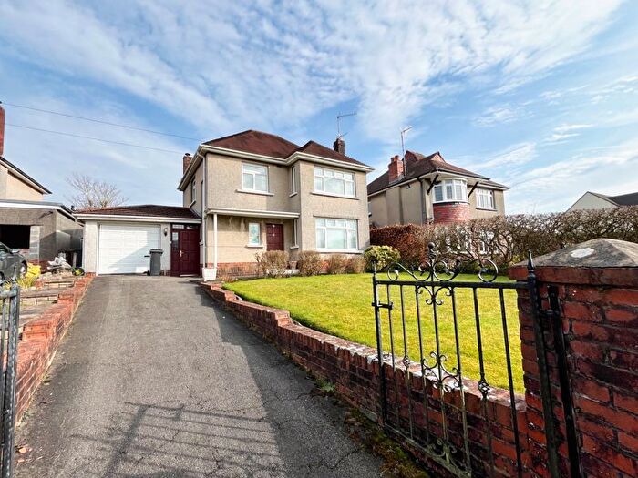 3 Bedroom Detached House For Sale In Main Road, Bryncoch, Neath, SA10