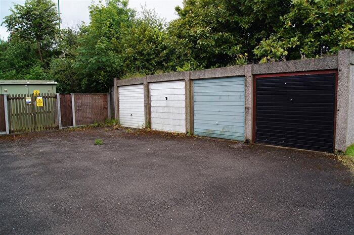 Garage / Parking To Rent In Park Close, Nottingham, NG3