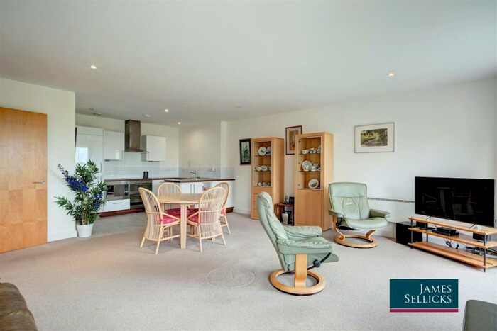 2 Bedroom Retirement Property For Sale In Avon House, Welland Place, St. Marys Road, Market Harborough, LE16