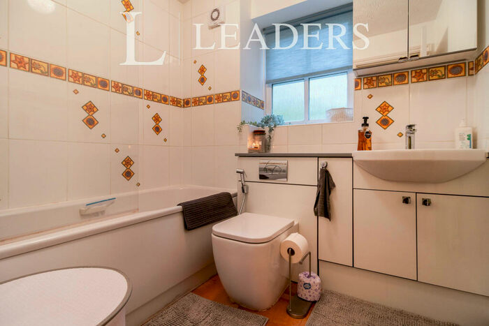 2 Bedroom Apartment To Rent In County Place, Chelmsford, CM2