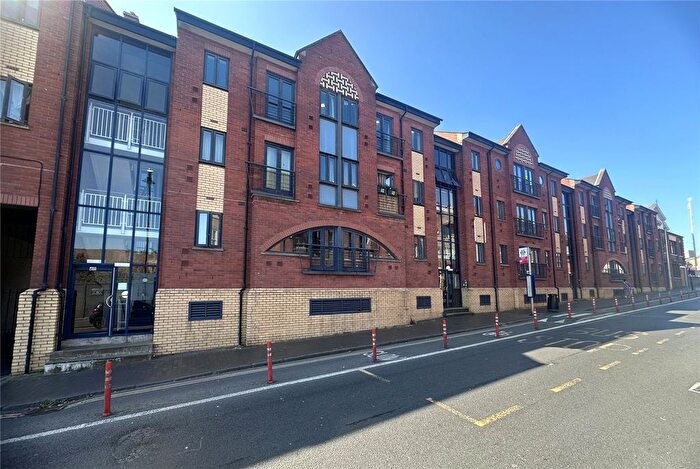 2 Bedroom Flat For Sale In Farthing Court, Graham Street, Birmingham, B1