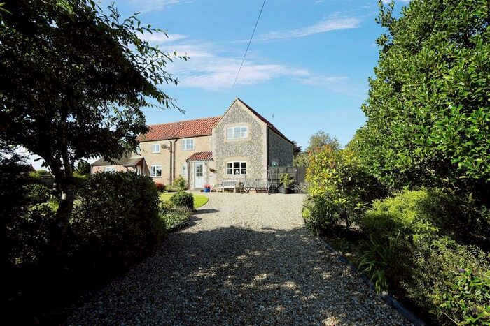 4 Bedroom Character Property For Sale In Binham Road, Langham, Holt, NR25