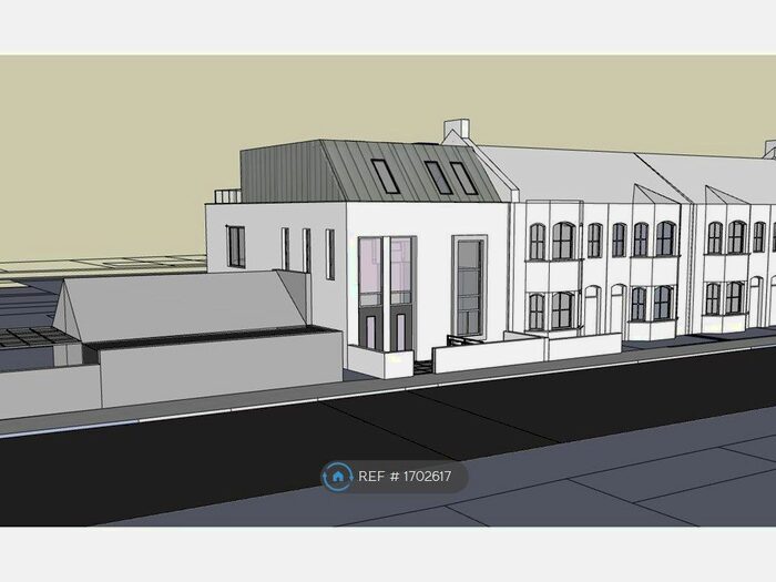 3 Bedroom Flat To Rent In Hansler Road, London, SE22