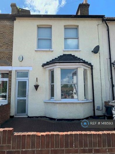3 Bedroom Terraced House To Rent In Wiltshire Road, Thornton Heath, CR7