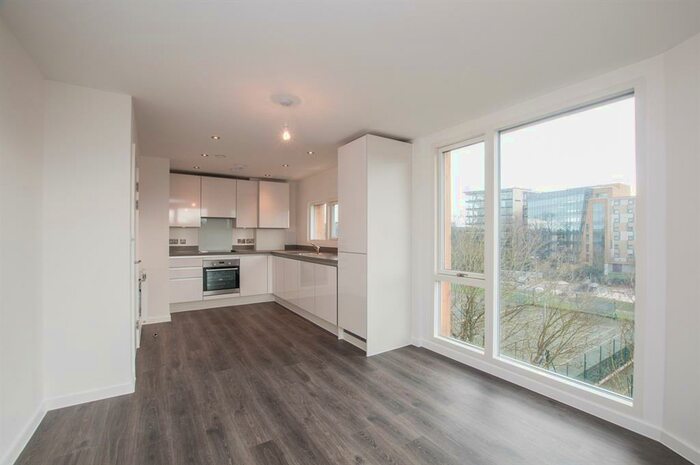 1 Bedroom Apartment To Rent In Kidwells Close, Maidenhead, SL6