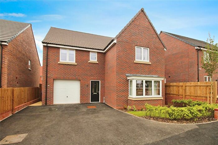 4 Bedroom Detached House For Sale In Courtland Grove, Hatfield, Doncaster, South Yorkshire, DN7